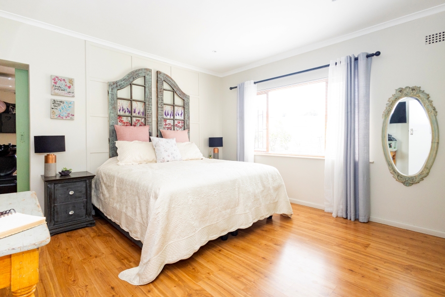 4 Bedroom Property for Sale in Stellenridge Western Cape